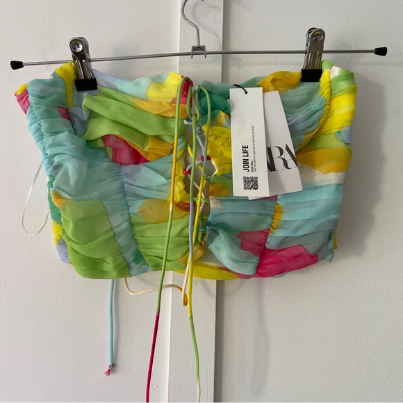 Zara Multi Coloured gathered ruched printed top - Size Large - Picture 2 of 5